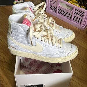 Nike Blazer mid ‘77 vintage EMB
